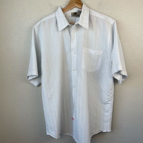 OP Short Sleeve Button Down Shirt Size L EUC - Picture 1 of 7